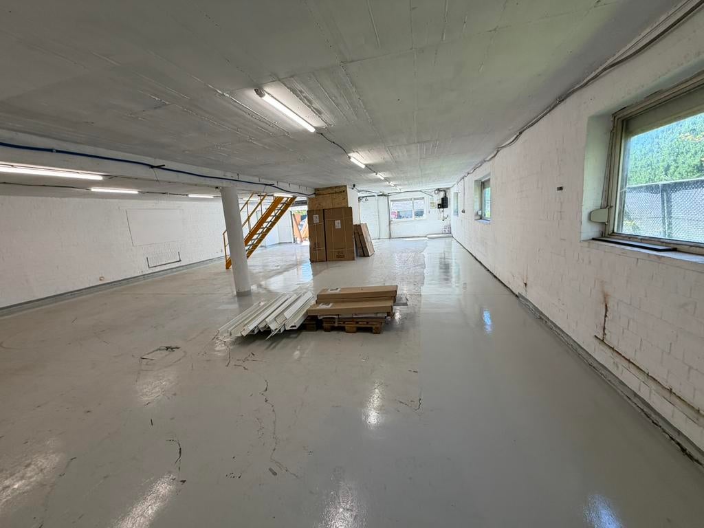 Magazijn te huur in Schilde – 440m2