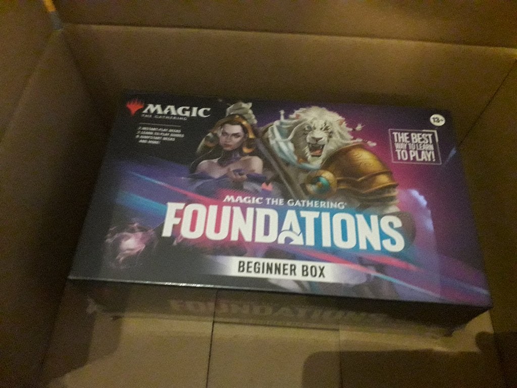 FOUNDATIONS Beginner Box - Jumpstart Magic the Gathering mtg, Enlèvement ou Envoi, Comme neuf, Autres types