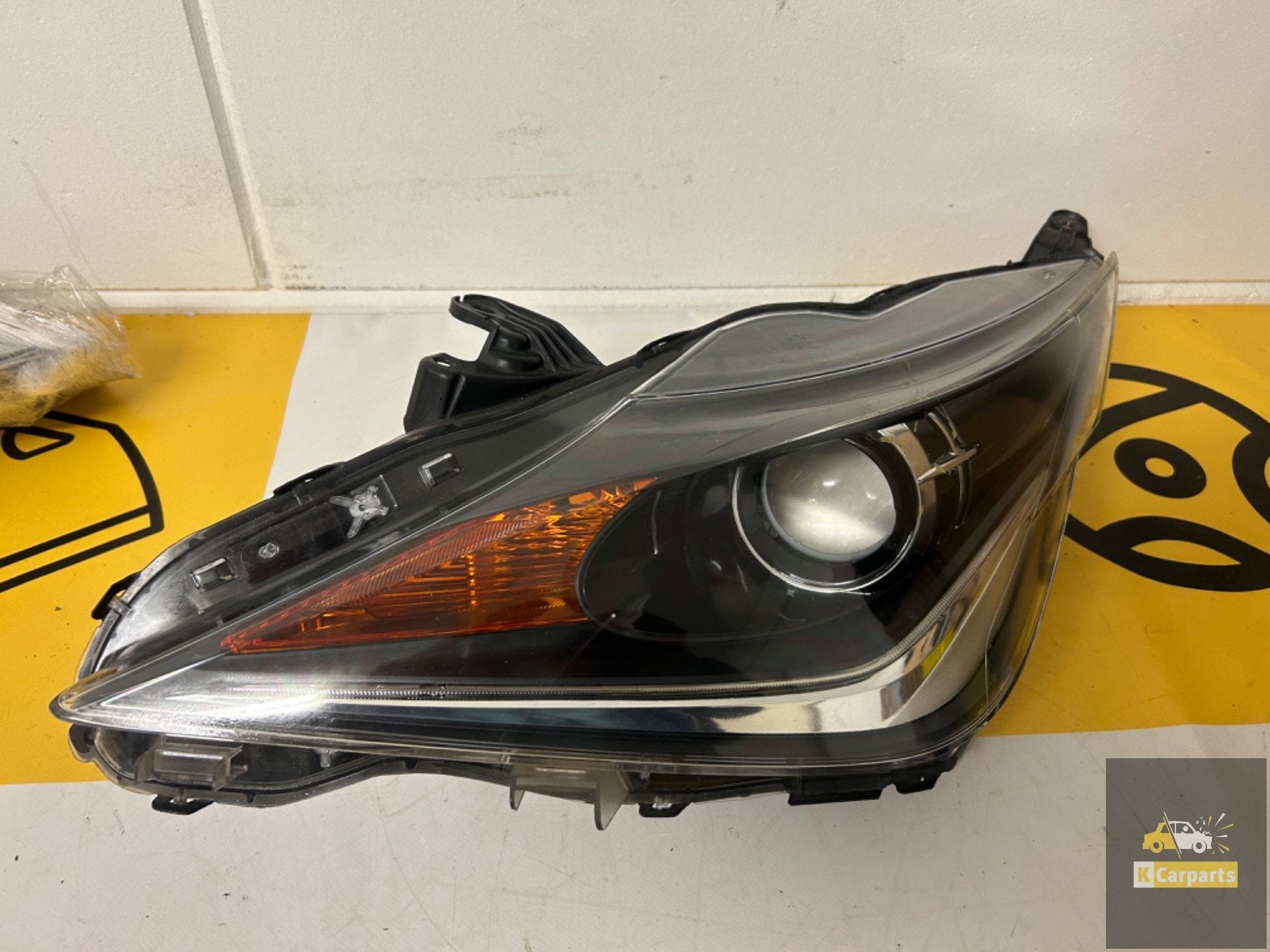 Koplamp Toyota Aygo 2014-2017 Led Links koplamp origineel, Auto-onderdelen, Info@fabrikant.eu, Fabrikantstraat 1
1000 AA  Amsterdam, NL