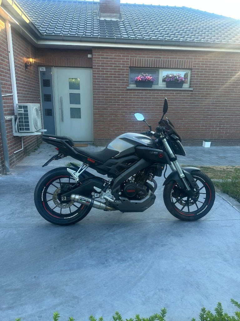 YAMAHA MT125 - 20500 KM - 08/2014, Particulier, 1 cylindre, 125 cm³, Jusqu'à 11 kW