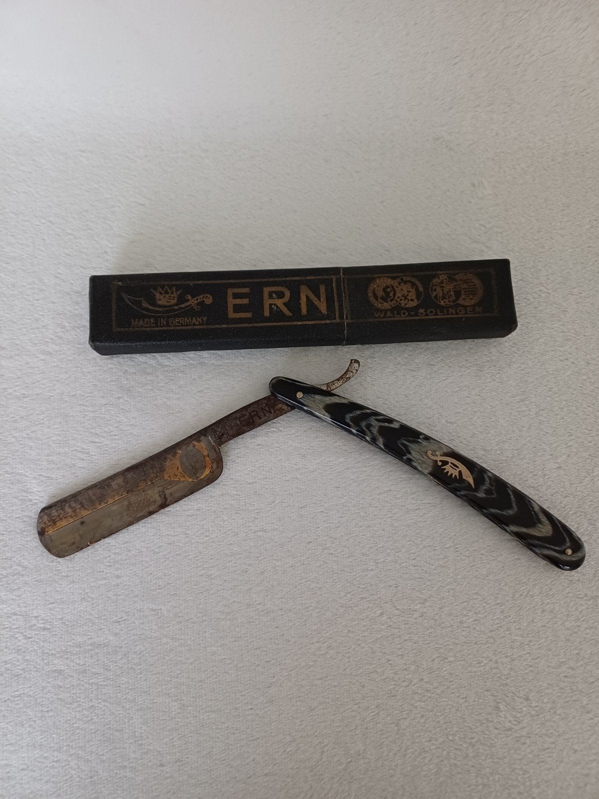 Ancien Coupe-choux "ERN SOLINGEN" dans son étui d’origine., Enlèvement ou Envoi