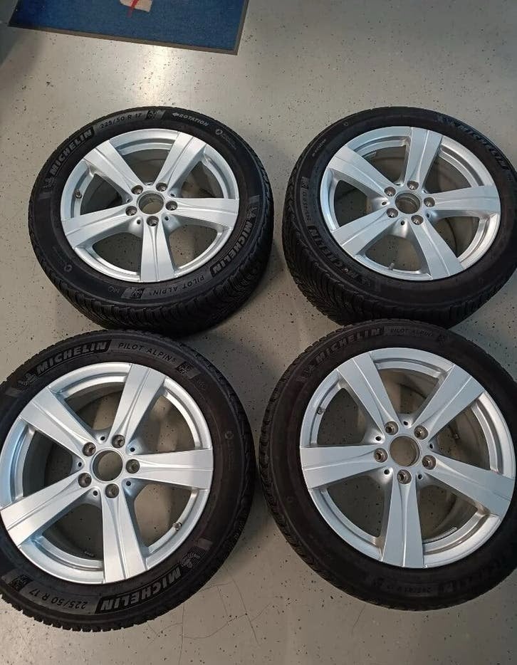 ORIG. MERCEDES C KLASSE W206 BREEDSET WINTERBANDEN, Auto-onderdelen, Banden en Velgen, Ophalen, Gebruikt, Banden en Velgen, 17 inch