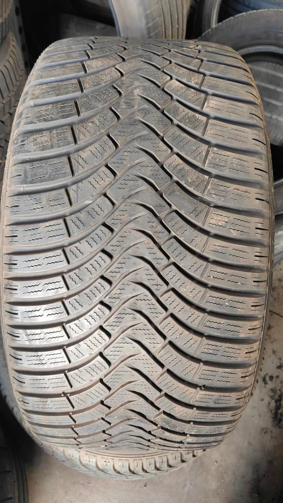 295/35r21 falken 60€ per stuk met montage en balanceren, Ophalen