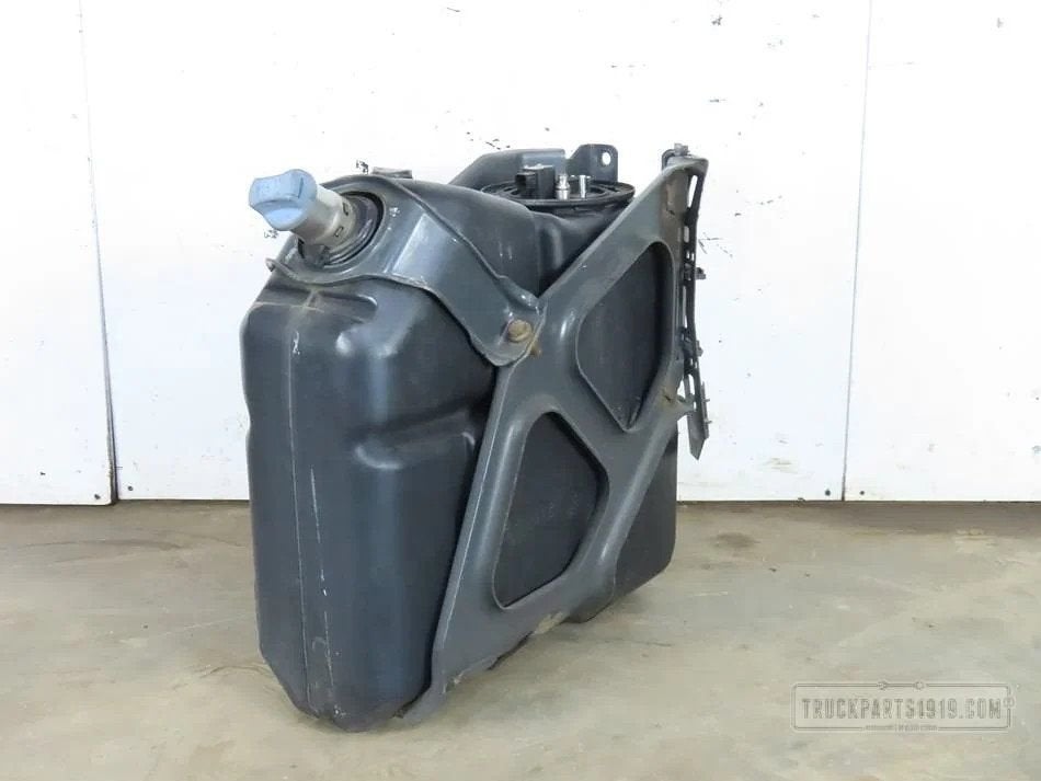 Mercedes-Benz Exhaust System AdBlue tank MB MP4, Auto-onderdelen, Ophalen, Gebruikt