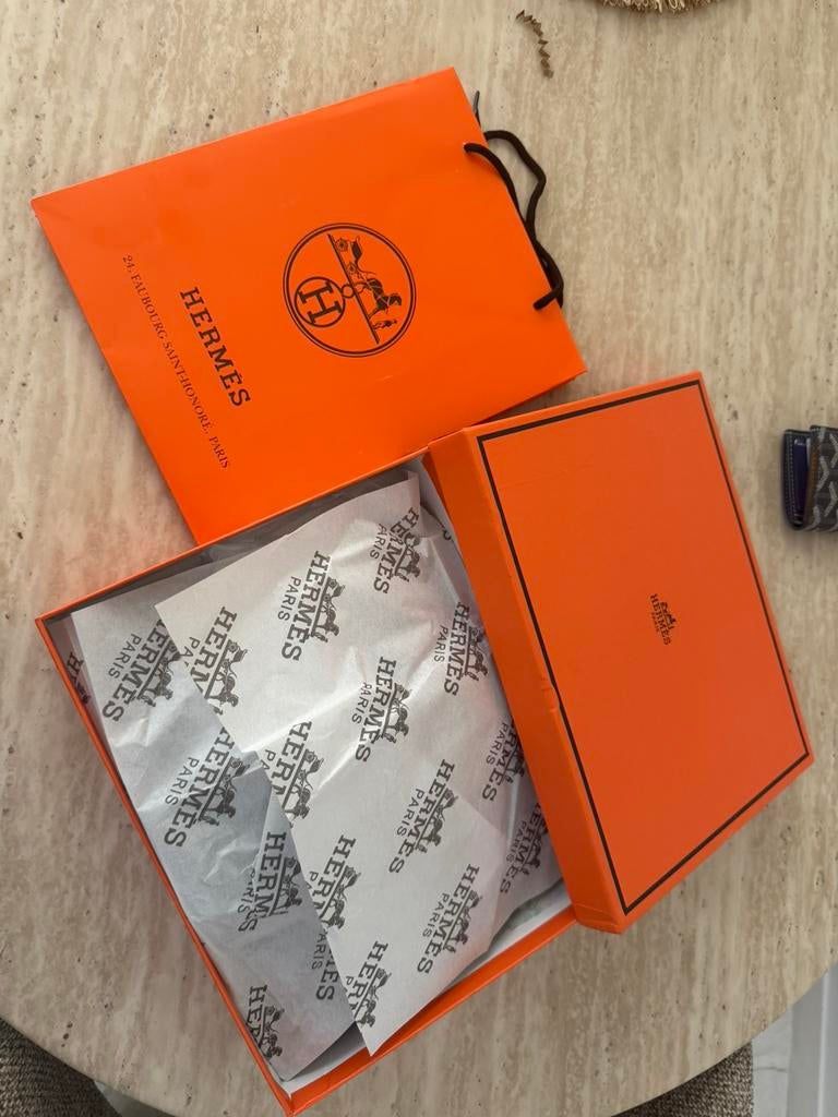 Sandale hermes taille 40, Enlèvement ou Envoi, Comme neuf