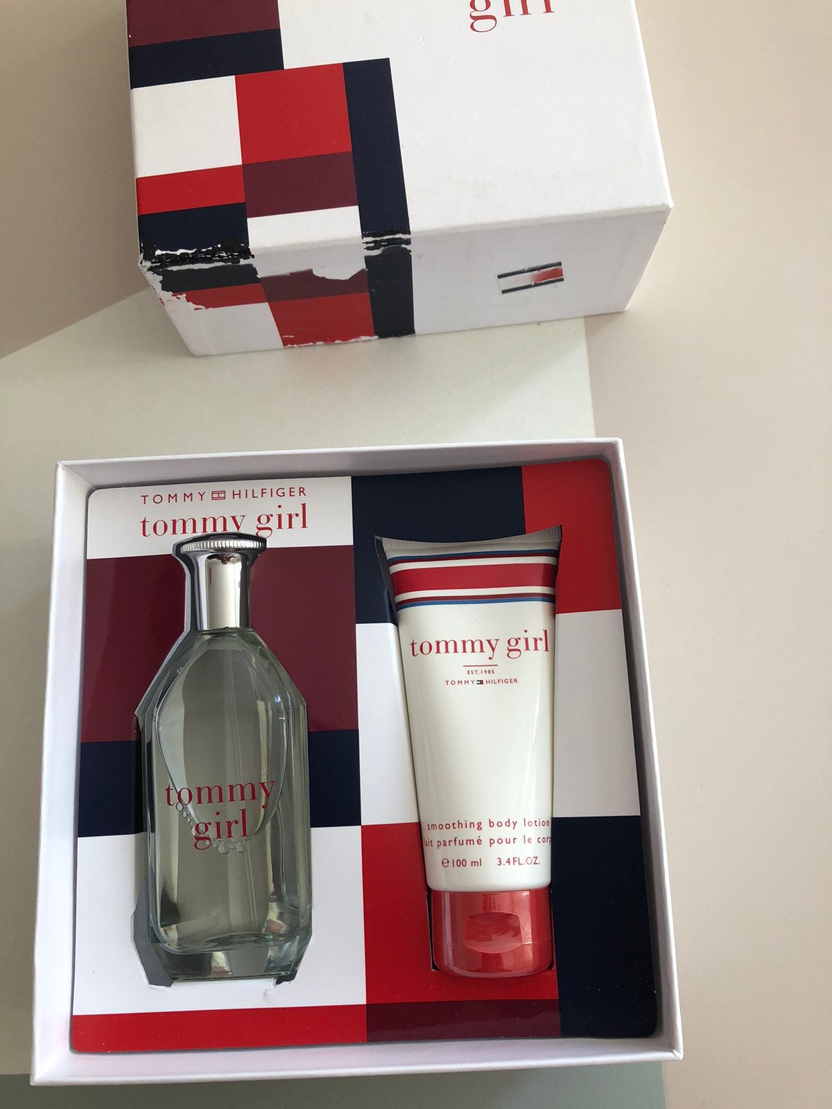 Eau de toilette et lait parfumé pour le corps Tommy Girl, Ophalen, Zo goed als nieuw