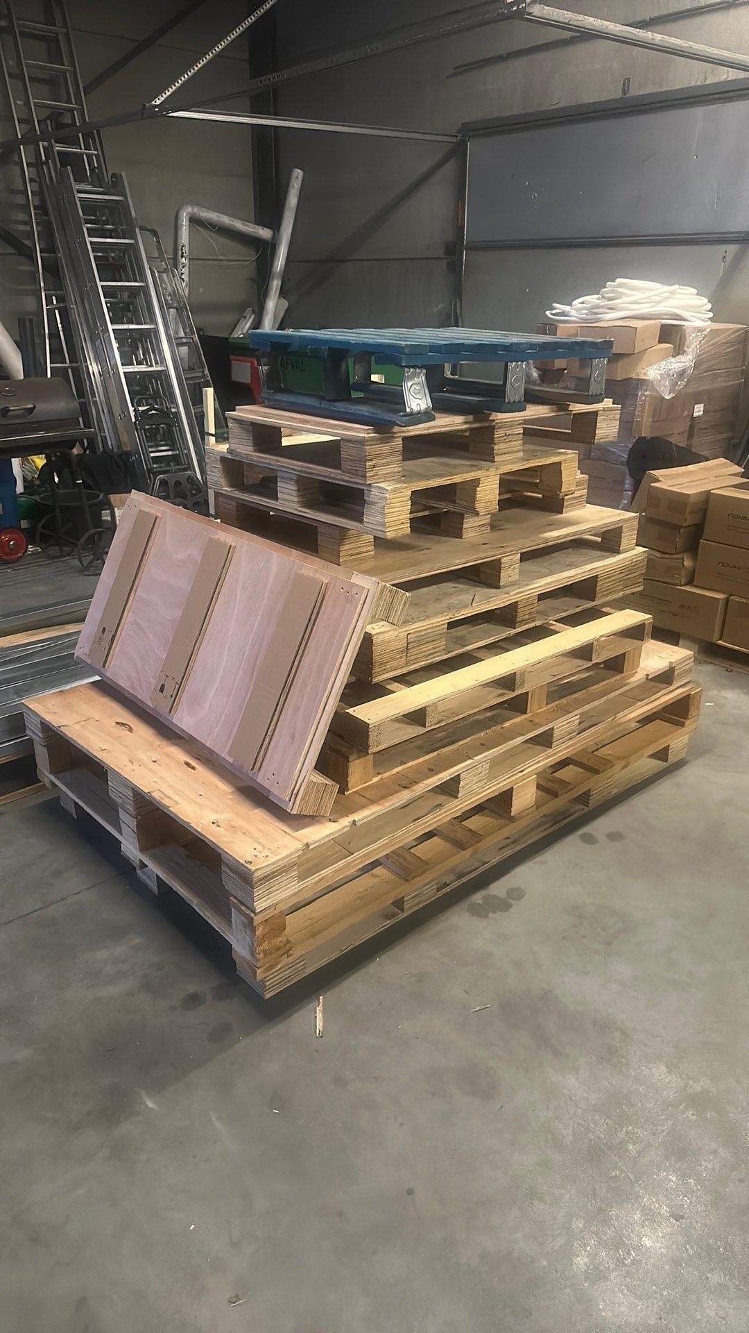 Gratis paletten klein en groot, Bricolage & Construction, Enlèvement, Comme neuf