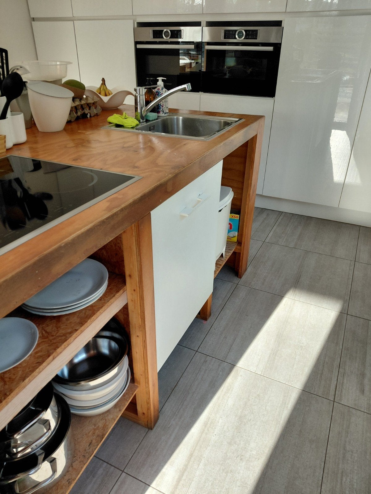 Multiplex kookeiland, Ophalen, Overige kleuren, Hout, Met kookeiland