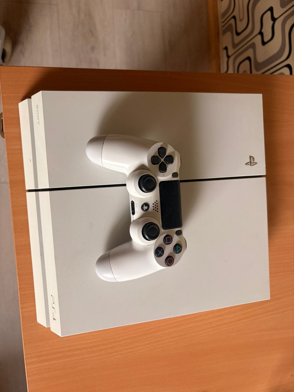Ps4 en 1 bakje, Ophalen, 500 GB, Zo goed als nieuw, Met 1 controller