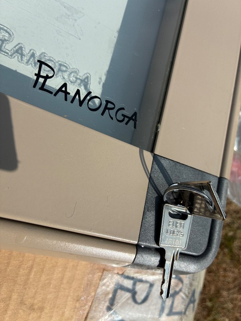 Planorga vitrine, affichekast, Ophalen, Nieuw