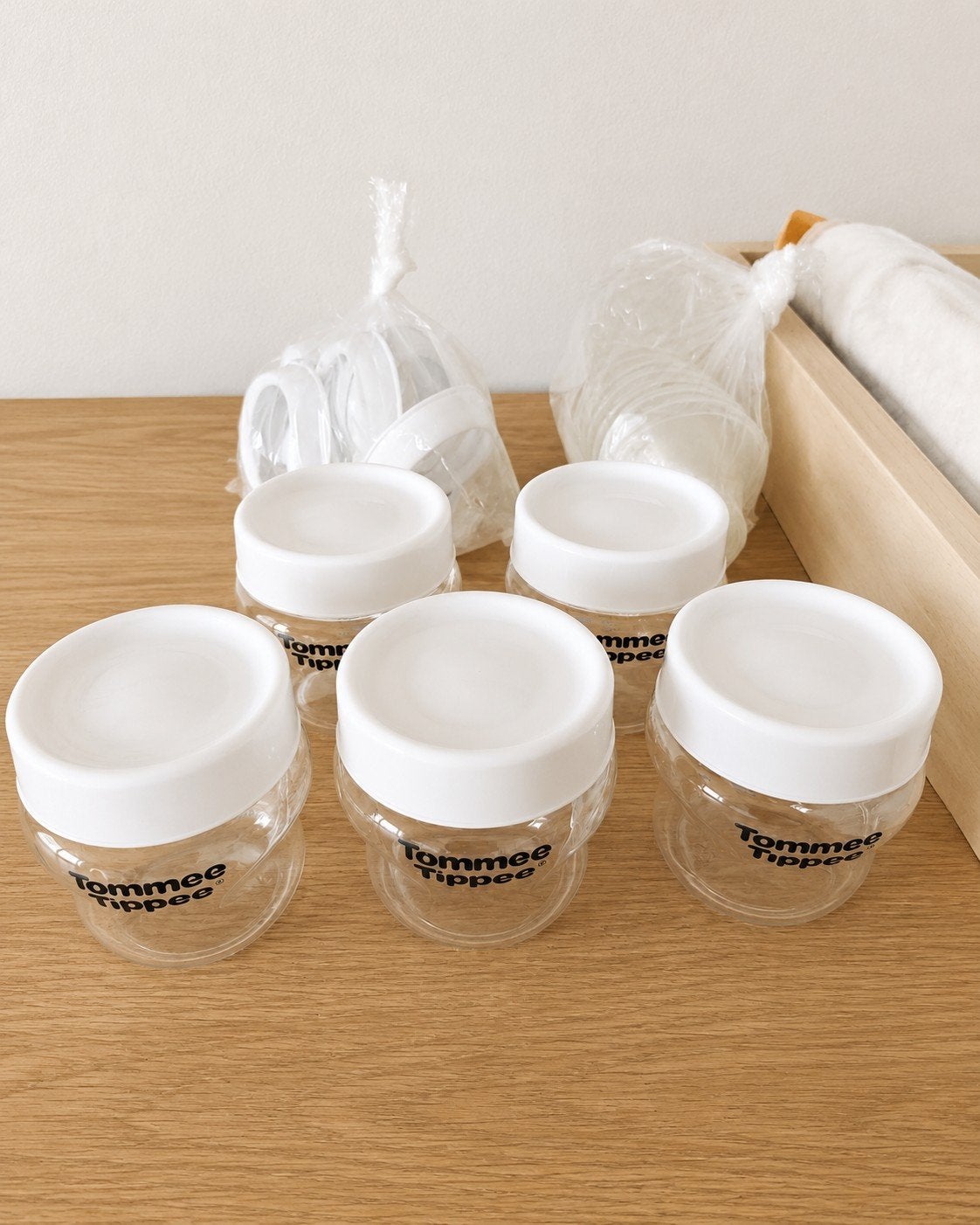 Vijf zuigflesjes Tommee Tippee 150ml met spenen

Maximale, Enlèvement