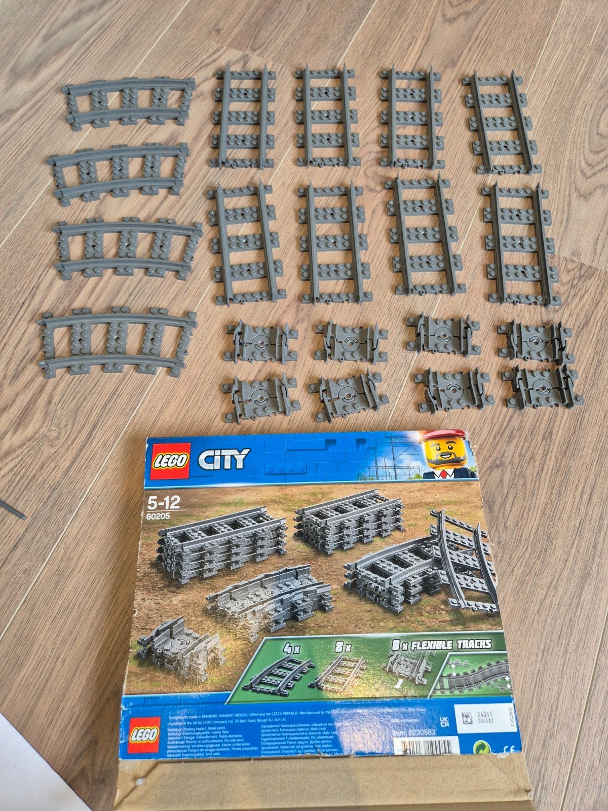 Lego city treinsporen 60205, Kinderen en Baby's, Speelgoed | Duplo en Lego, Ophalen