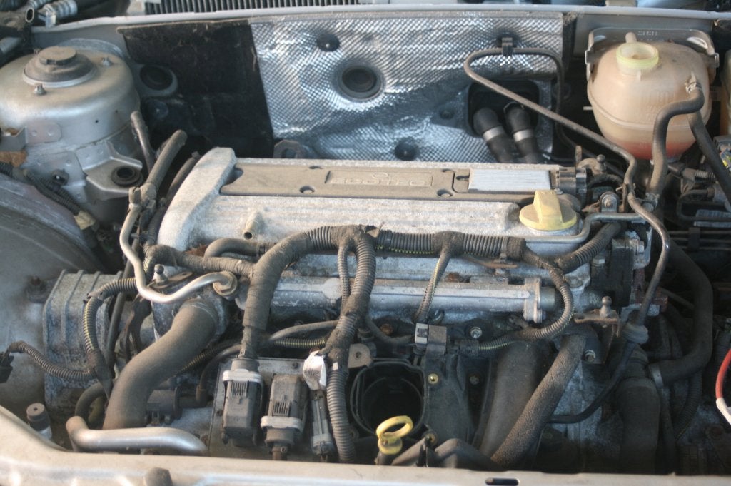 Opel 2.2 benzine motor (2002) (vectra speedster....) 117d km, Auto-onderdelen, Ophalen of Verzenden, Gebruikt, Opel