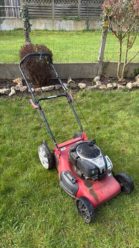 Tondeuse avec moteur briggs&statton 775 iS instant, Enlèvement, Comme neuf