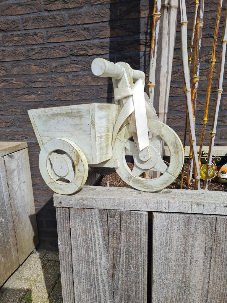 Houte´ Bloempot in de vorm van een fiets, Ophalen