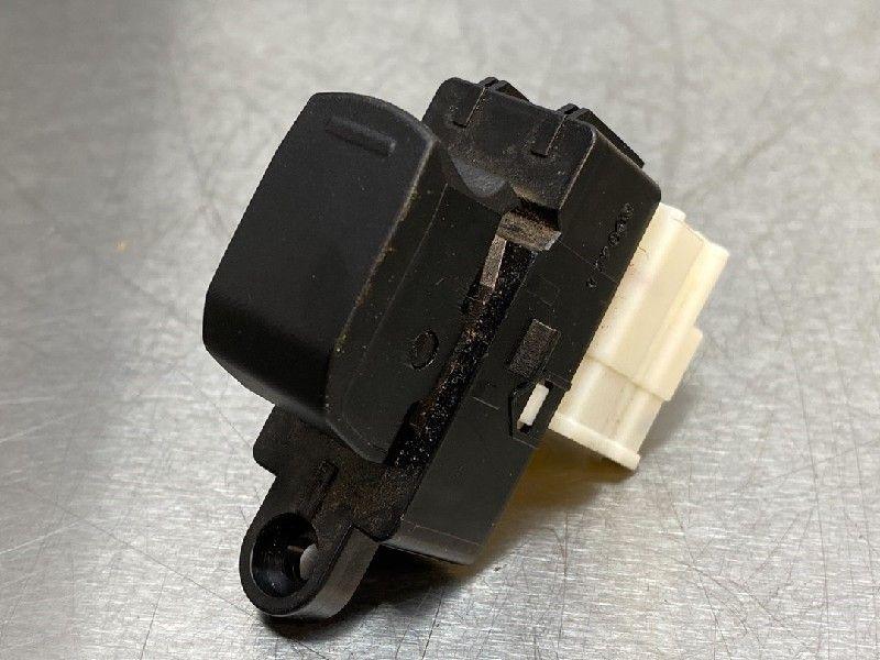 RAAMSCHAKELAAR Suzuki Swift (ZC / ZD) (01-2017/-), Gebruikt, Suzuki