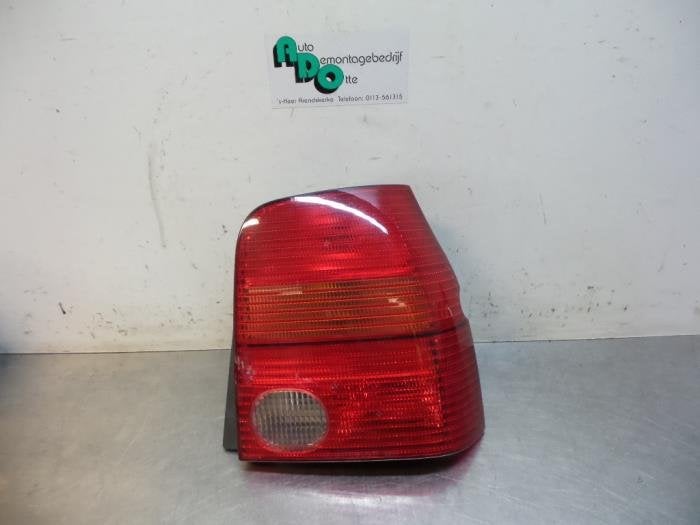 Achterlicht rechts van een Volkswagen Lupo (Lupo 98-), Gebruikt, -, Volkswagen, -