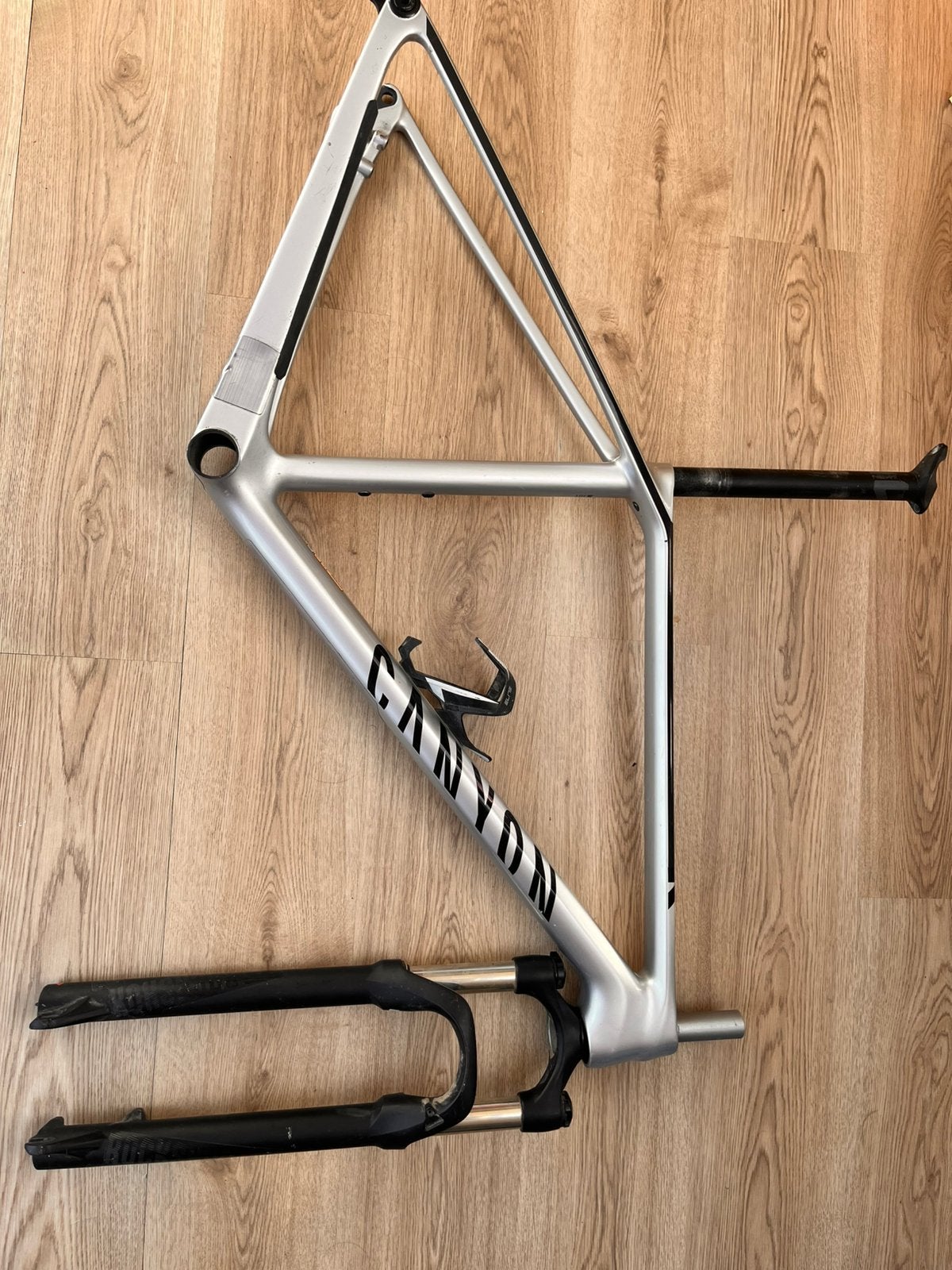 Canyon Exceed CF SLX carbon frame maat M(2022) RockShox vork, Fietsen en Brommers, Ophalen, Frame, Zo goed als nieuw, Mountainbike