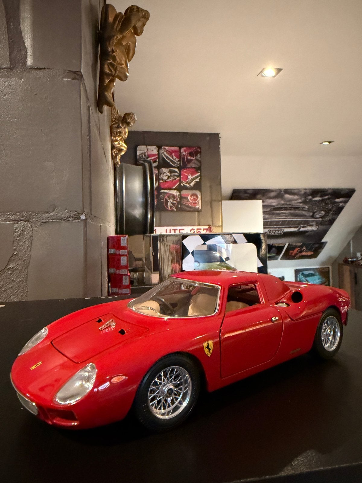 Bburago Ferrari 250lm, Ophalen of Verzenden, Zo goed als nieuw