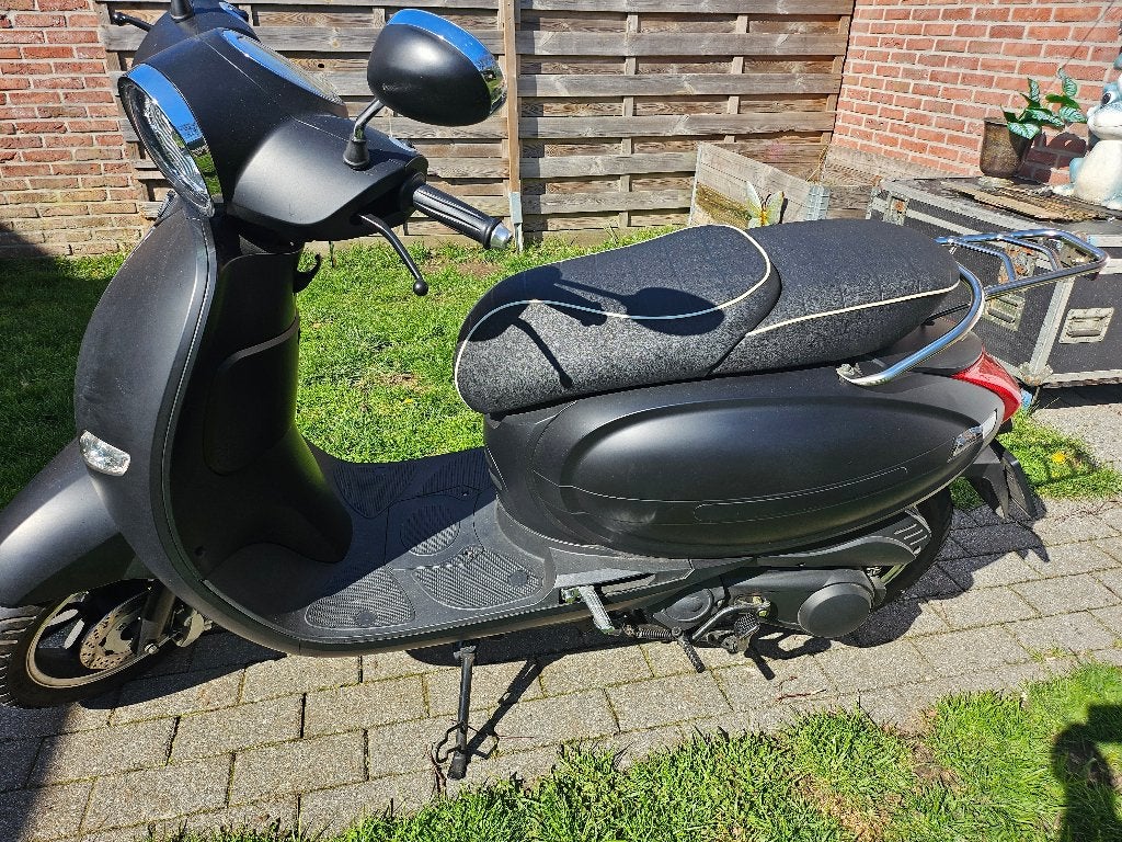 Motron ideo 125cc, Autres marques, Comme neuf, Enlèvement, Essence
