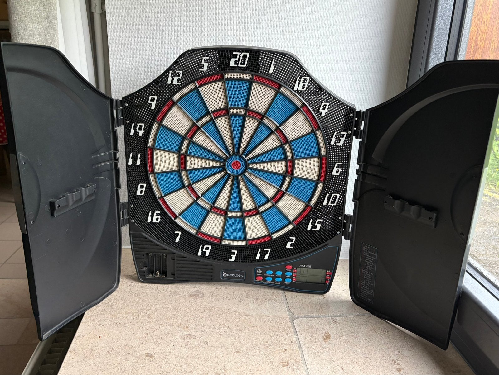 Cible pour jeu de fléchettes, Enlèvement ou Envoi, Utilisé, Cible de fléchettes, Électronique