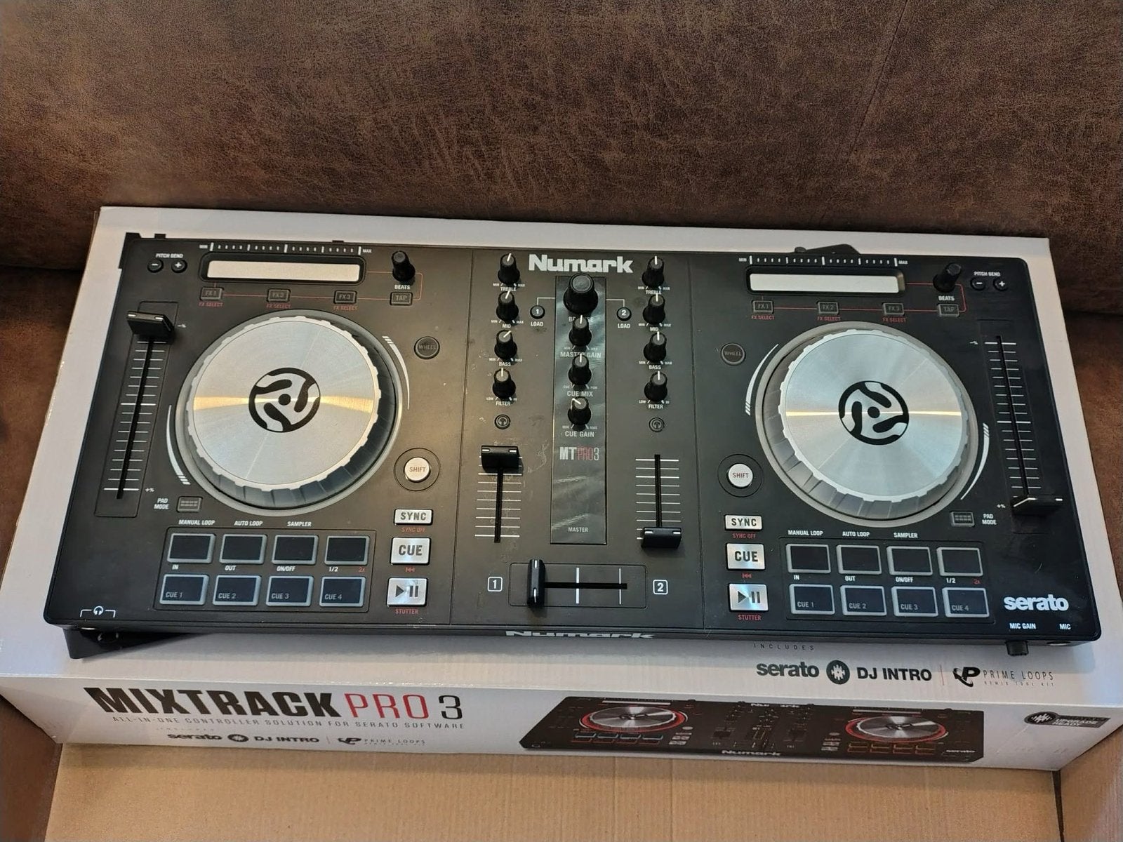 Numark Mixtrack Pro 3, Musique & Instruments, Enlèvement ou Envoi, Comme neuf, Numark
