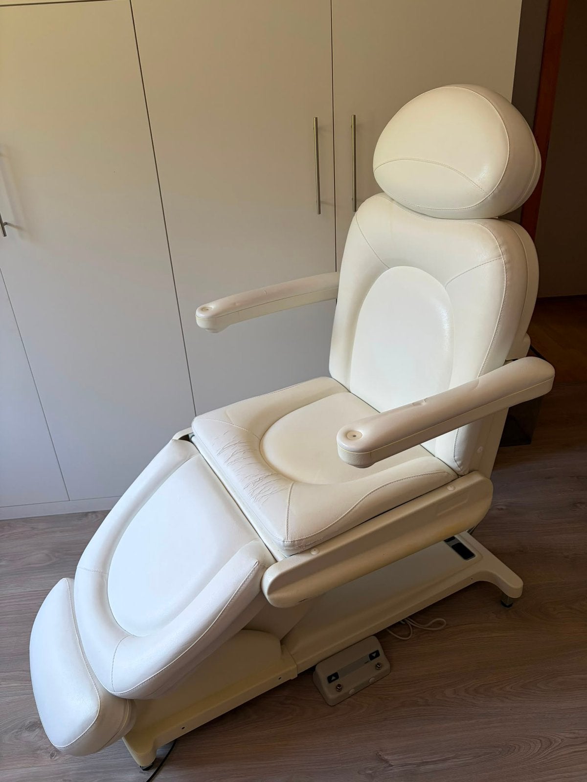 Fauteuil de soin esthétique, Sports & Fitness, Produits de massage, Utilisé, Table de massage, Enlèvement