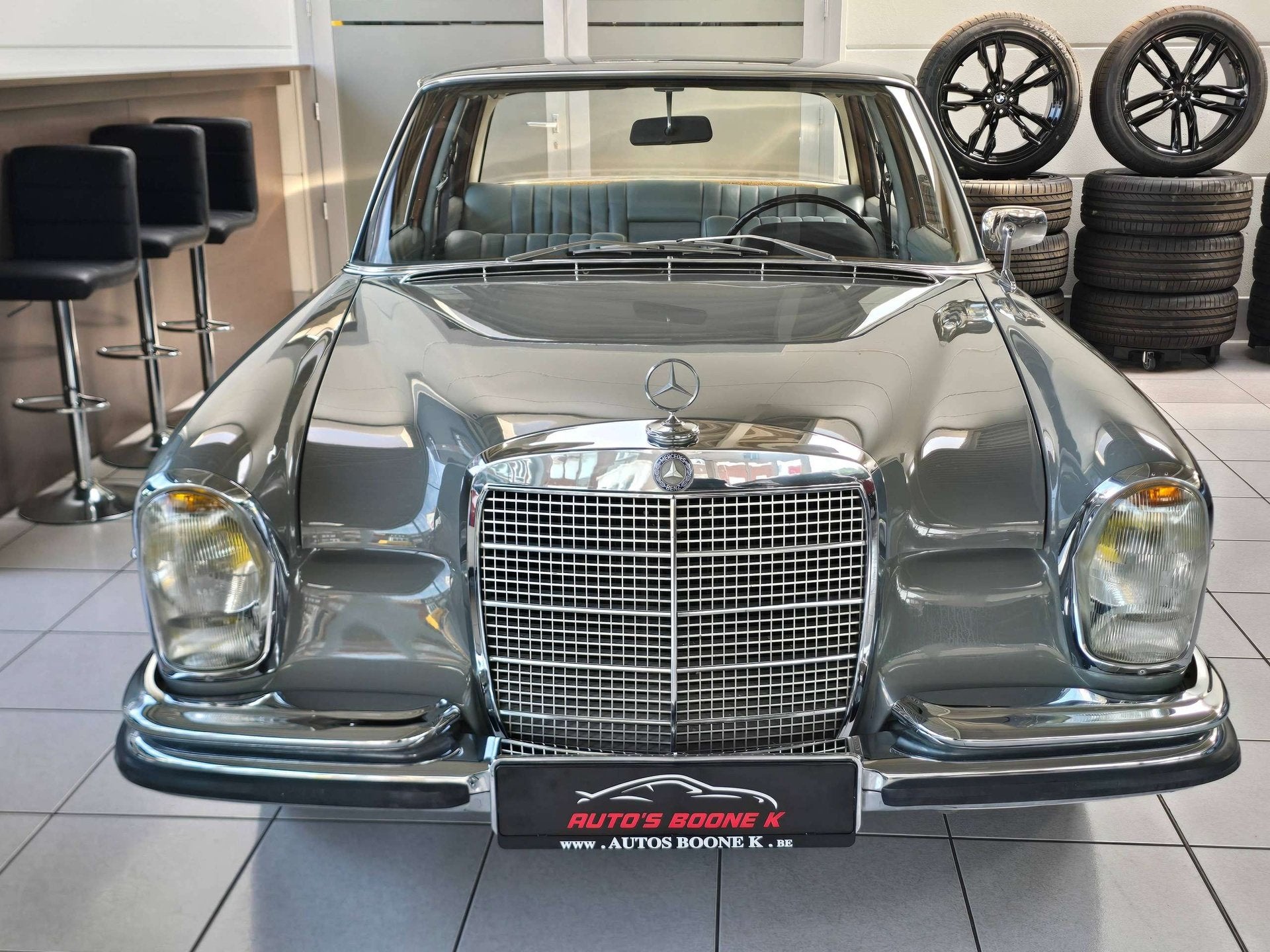Mercedes-Benz 280 S / Oltimer 1969' / 6 Cilinder, Autos, Mercedes-Benz, Argent ou Gris, Achat, Boîte manuelle, 6 cylindres