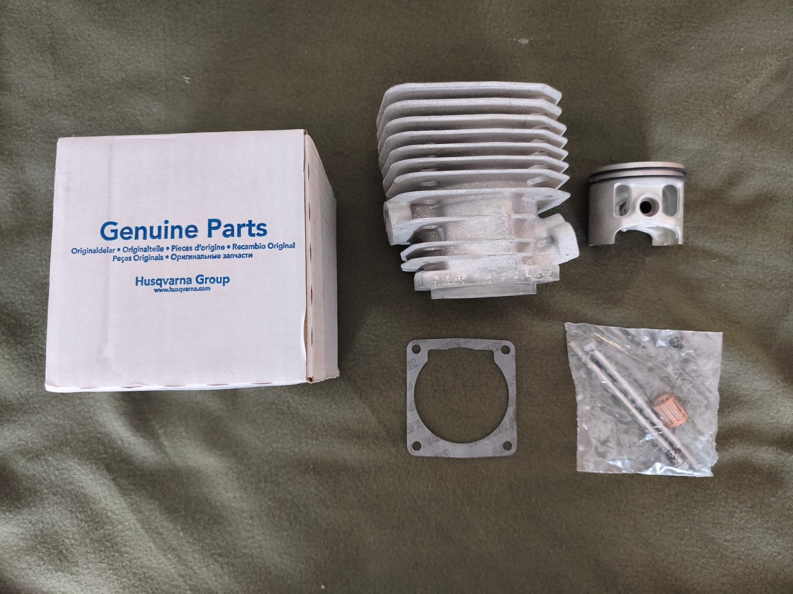 Kit piston cylindre d'origine neuf Husqvarna 3120xp, Enlèvement