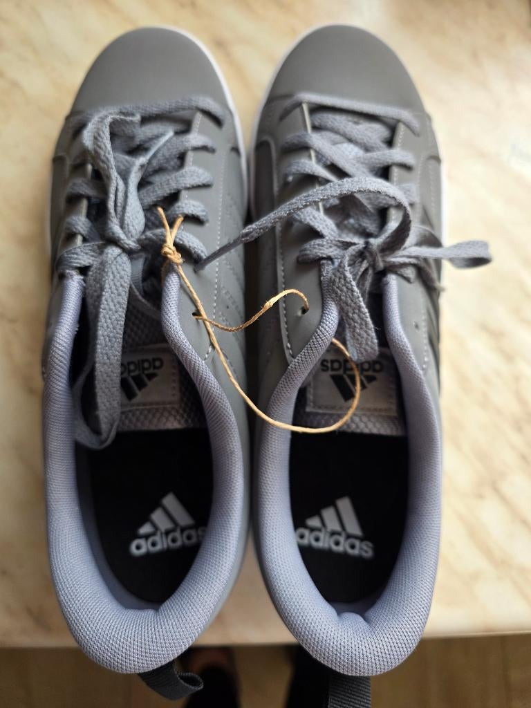Sportschoenen Origineel Merk ADIDAS Maat 44, Vêtements | Hommes, Chaussures, Neuf, Autres couleurs, Baskets, Enlèvement