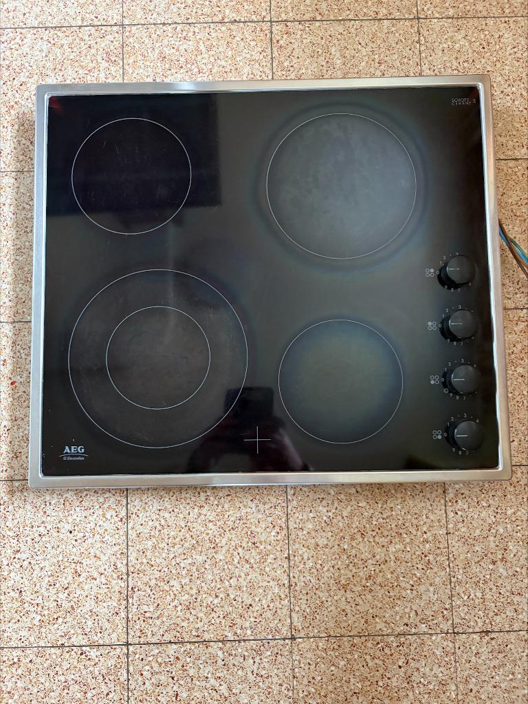 Inbouw toestellen keuken (vuur, oven, vaatwasser, damkap,..), Enlèvement, Encastré, Céramique
