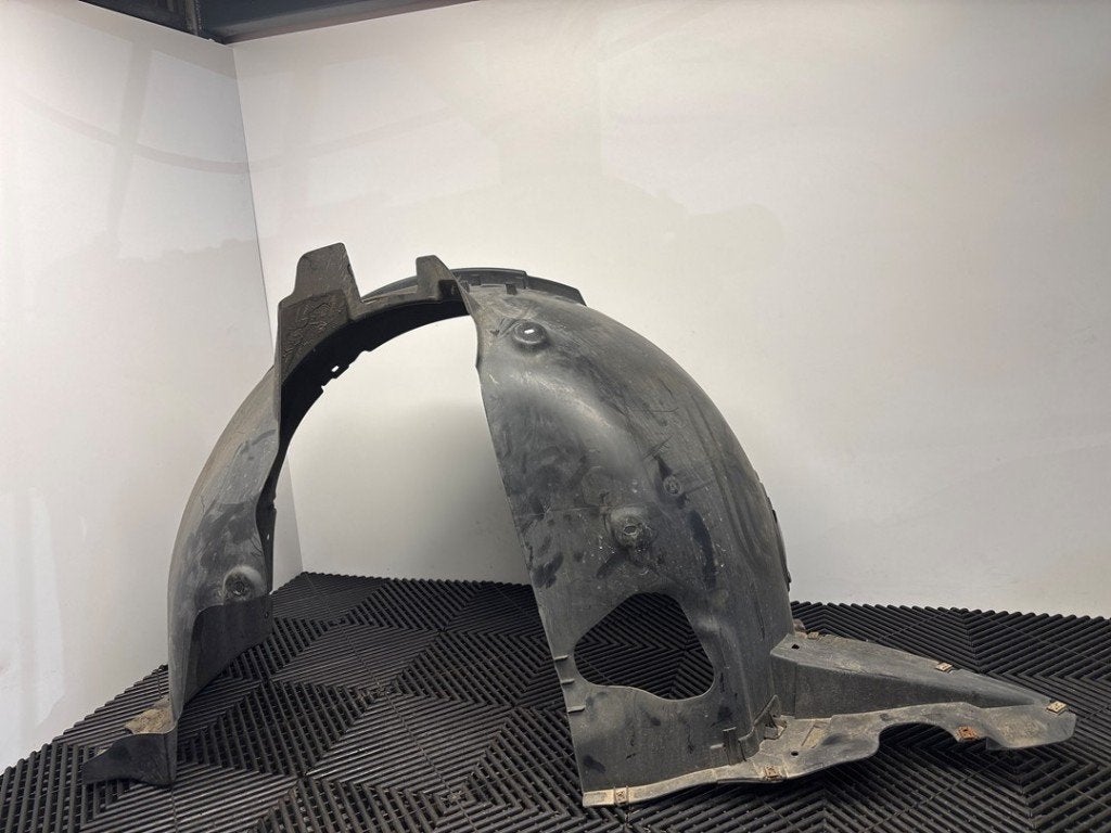 INTERIEUR AILE Volkswagen Polo VI (AW1) (|2G0805911C|), Volkswagen, Volkswagen AG, Garde-boue, Utilisé