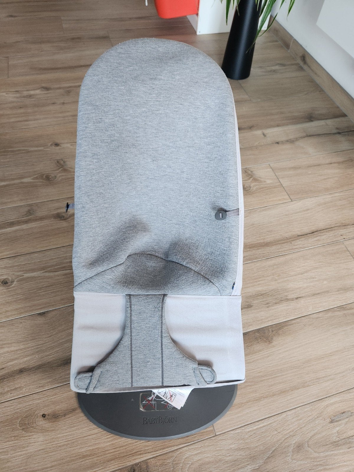 BabyBjörn wipper, Enlèvement