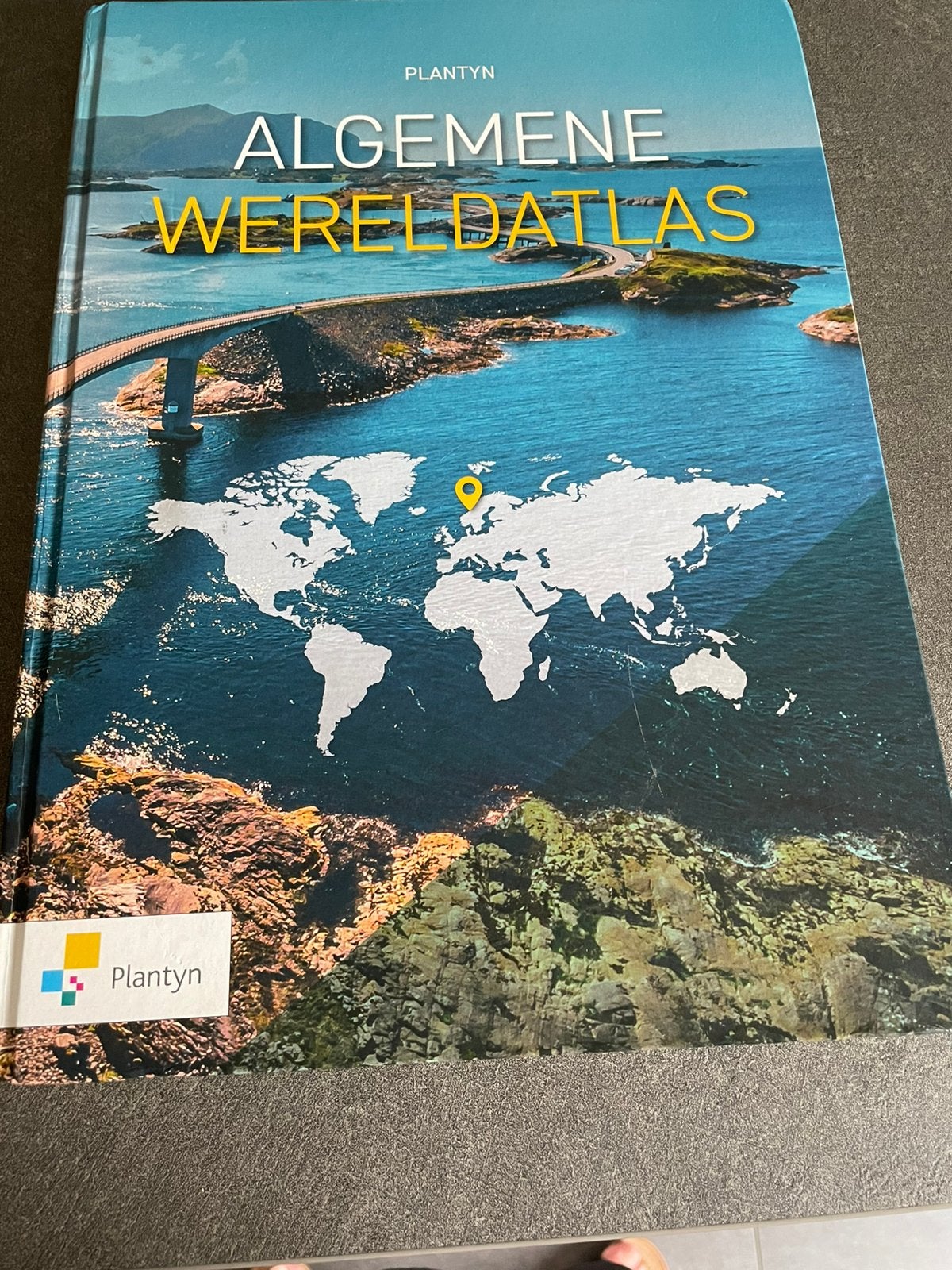 Algemene wereldatlas, Livres, Atlas & Cartes géographiques, Enlèvement ou Envoi, Comme neuf
