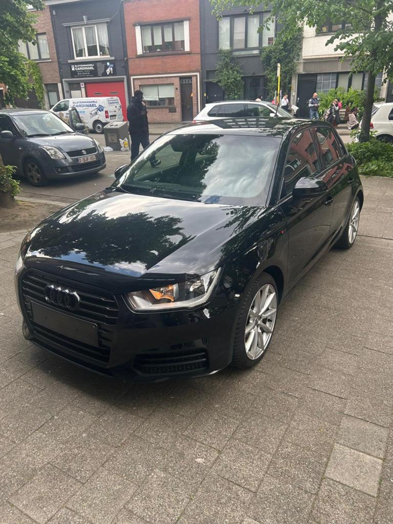 Audi A1 bezine gekeurd VVK, A1, Euro 6, Handgeschakeld, Particulier