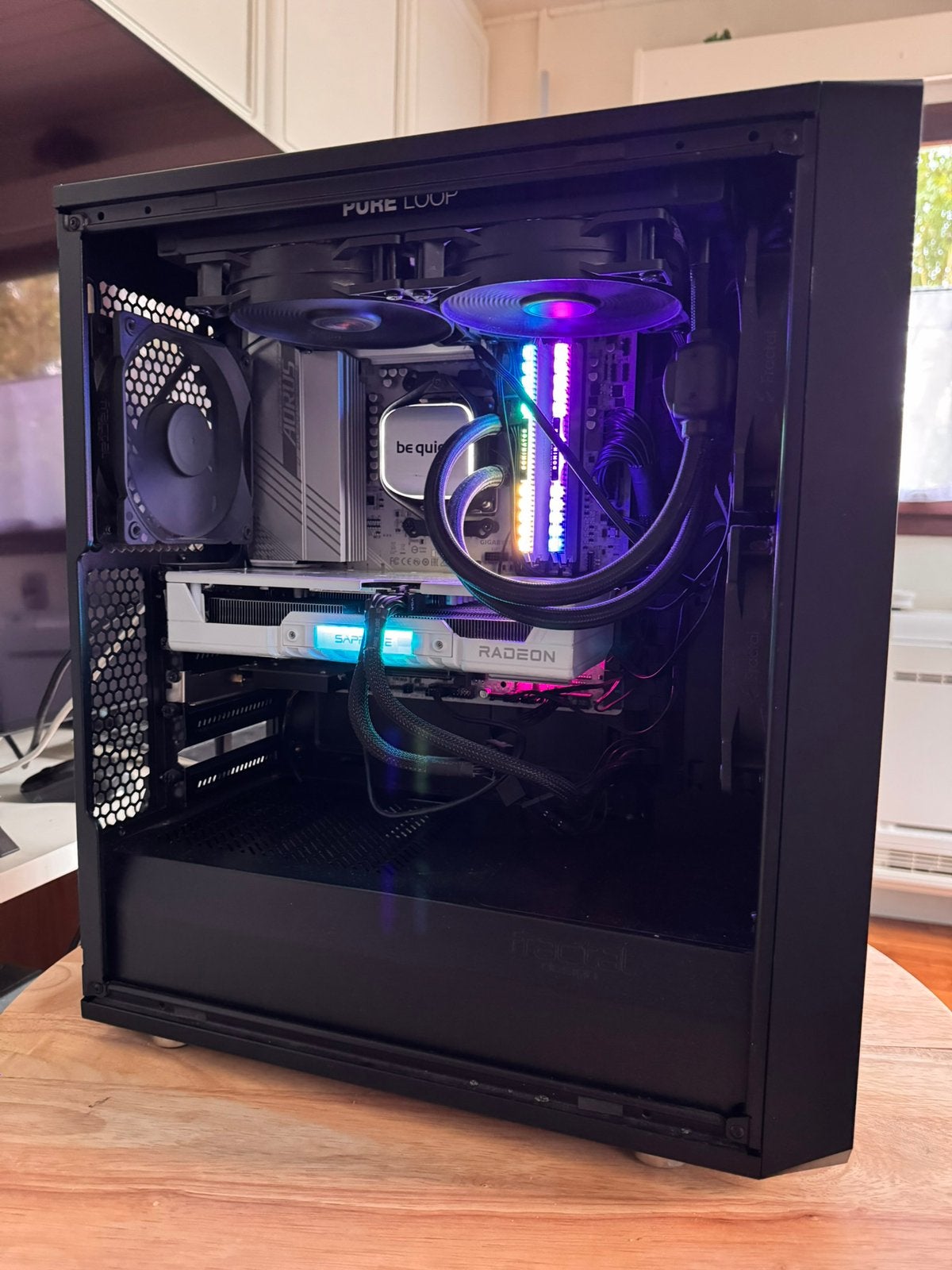 PC GAMING – Ryzen 7 7800X3D / RX 9060 XT 16 Go / 32 Go DDR5, Computers en Software, Ophalen, Zo goed als nieuw, Gaming
