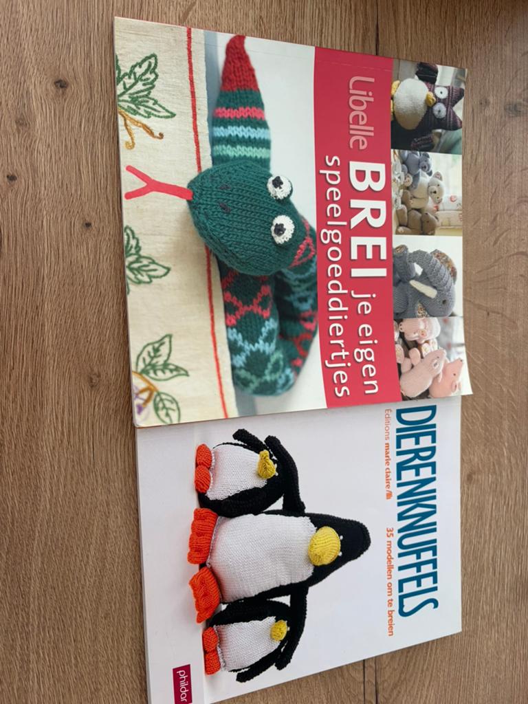 Breiboekjes dieren, Hobby en Vrije tijd, Ophalen of Verzenden, Zo goed als nieuw, Breien