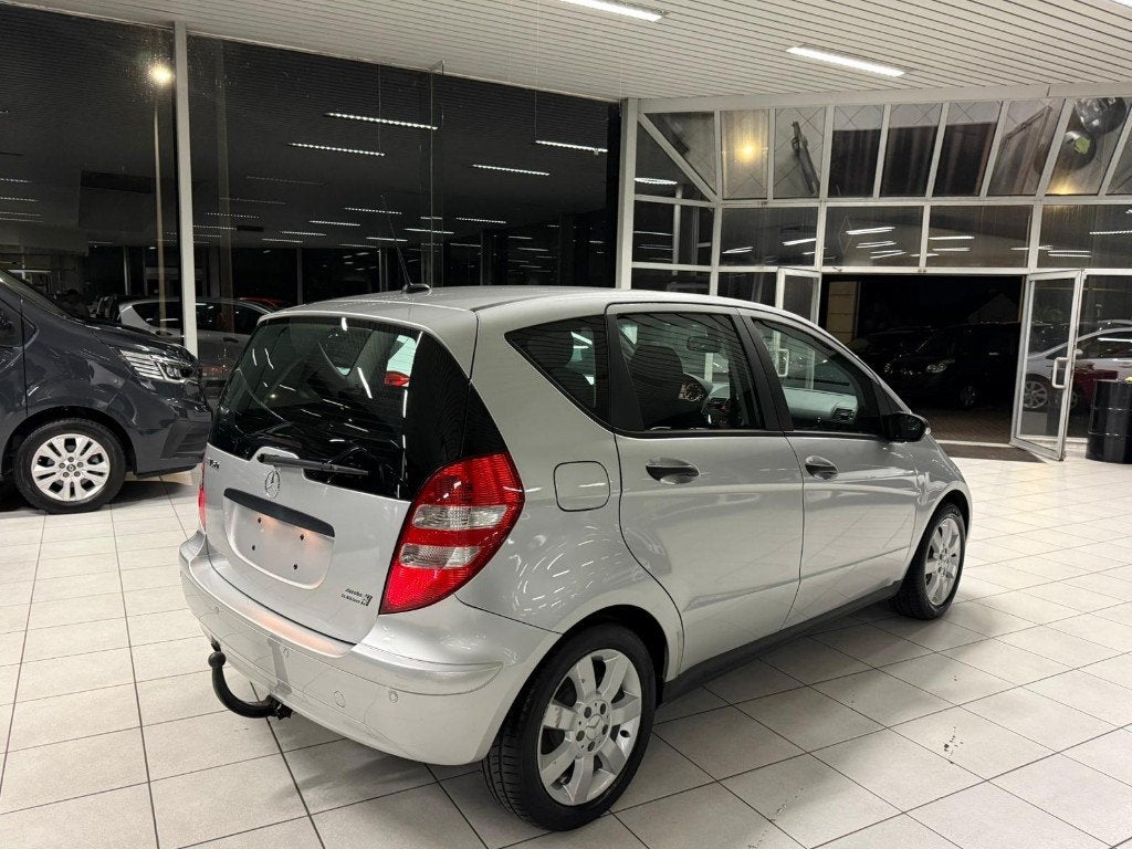 Mercedes-benz A150 Polar Star 1.5i Essence 70kW Euro 4, Autos, Boîte manuelle, Entretenue par le concessionnaire, 5 portes, Euro 4