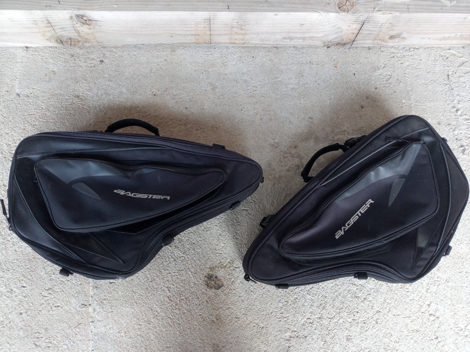 baggages souple moto bagster, Motoren, Accessoires | Koffers en Tassen, Ophalen