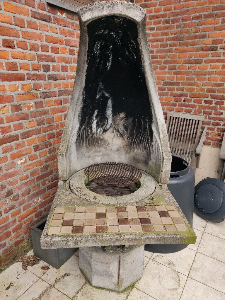Luxe stenen barbecue - Perfect voor zomeravonden!, Ophalen, Zo goed als nieuw, Met accessoires