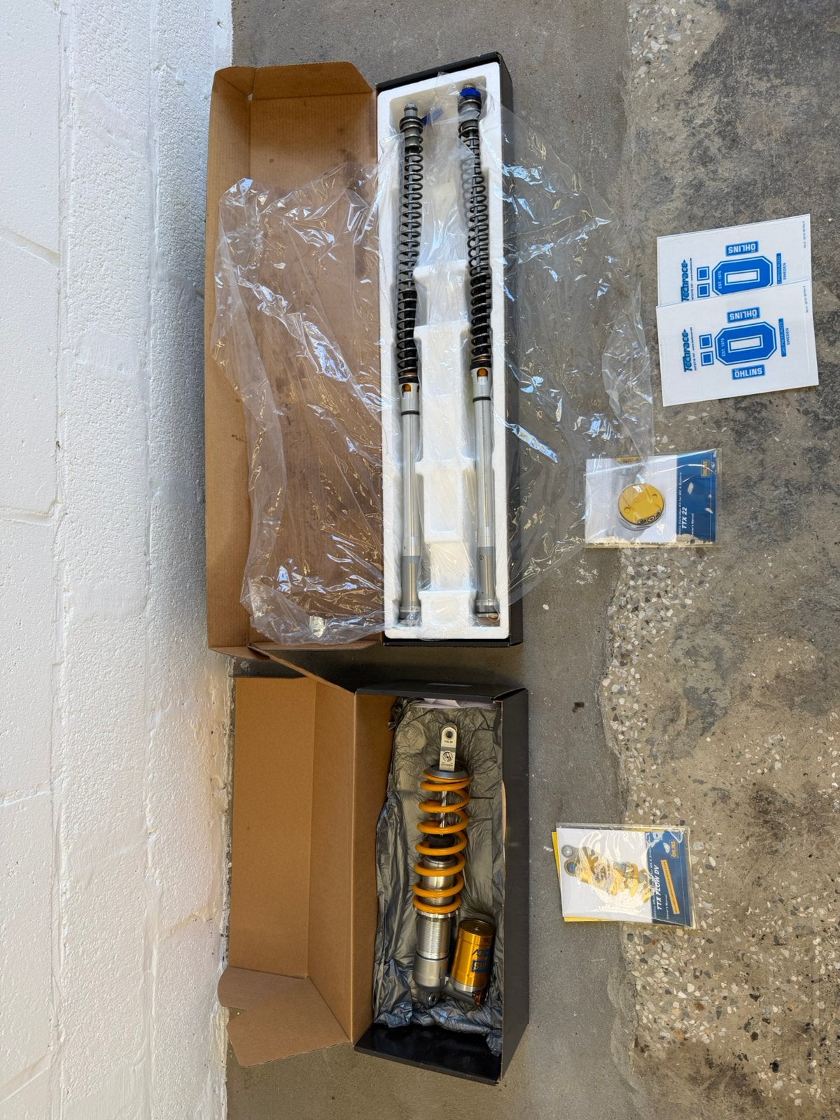 Suspension olhins ktm gasgas husqvarna, Enlèvement