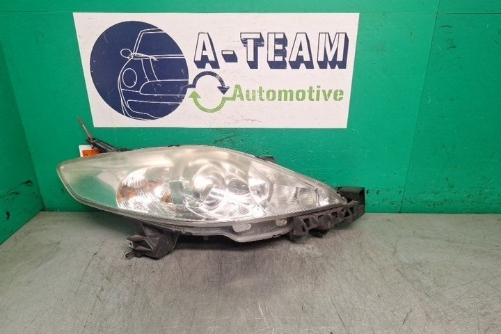 PHARE / OPTIQUE AVANT DROIT Mazda 5 (CR19) (01-2004/05-2010), Hitdorfer Straße 73
51371  Leverkusen, DE, Mazda, Utilisé, Info@mazda.de
