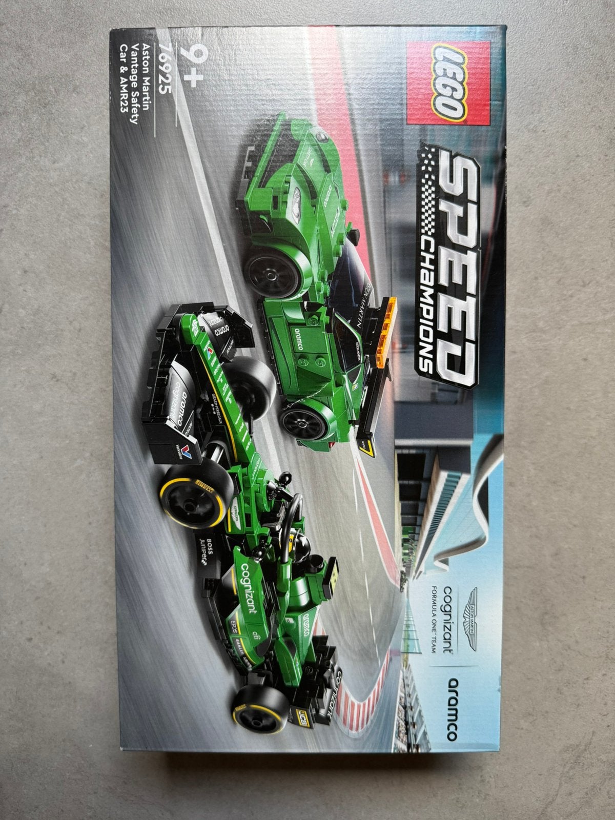 LEGO Speed Champions Aston Martin safety car en AMR23, Enfants & Bébés, Neuf, Lego, Ensemble complet, Speed Champions