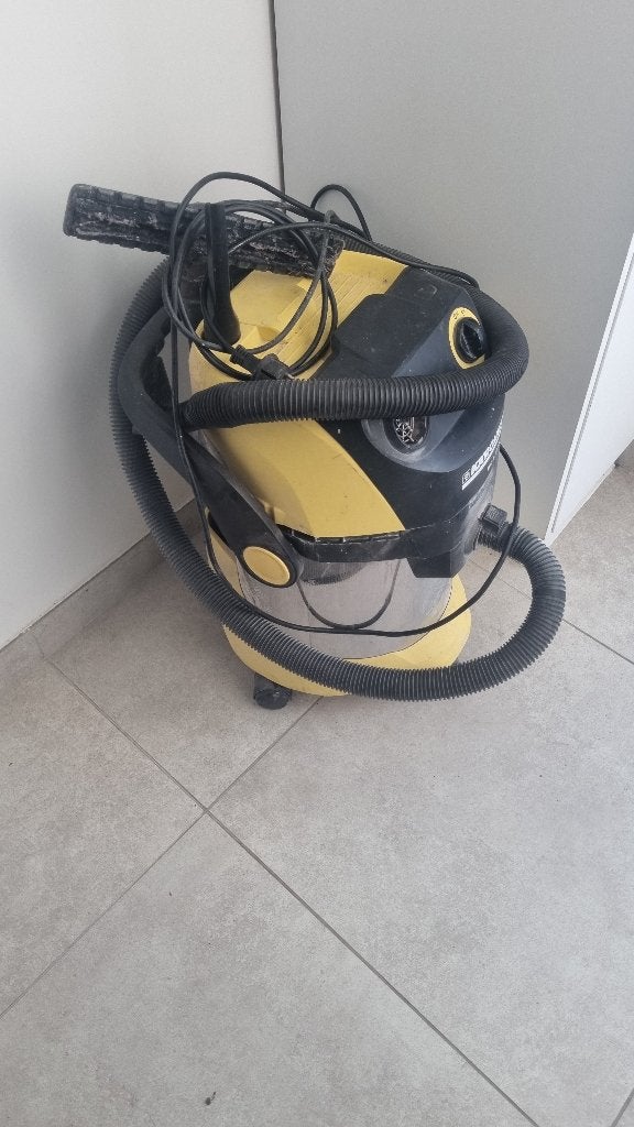 Aspirateur KARCHER, Enlèvement, Utilisé, Kärcher