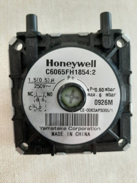 Air Flow pressure switch Honeywell C6065FH1854:2, Elektronische apparatuur, Ventilatoren, Ophalen of Verzenden, Zo goed als nieuw