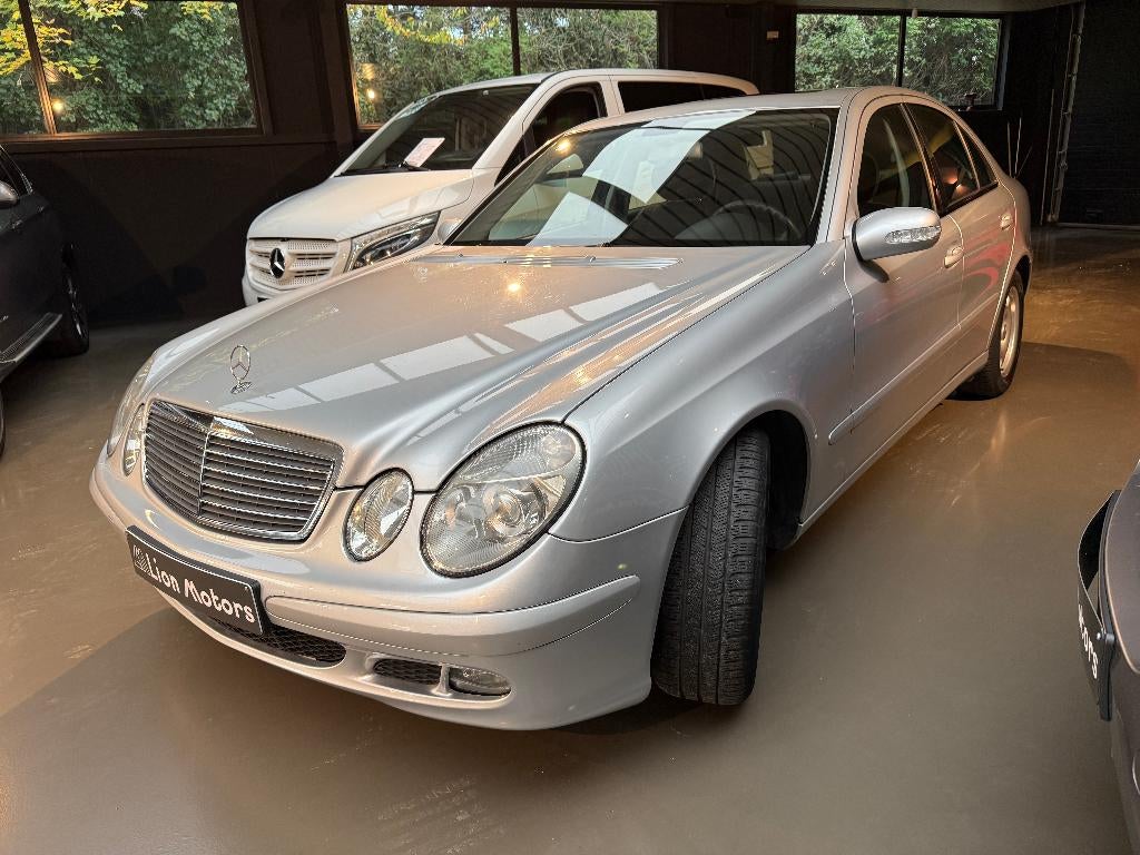 Mercedes E 200 CDI Berline Automatik Elegance*Sunroof*Navi, 4 deurs, Zwart, 4 cilinders, 2135 kg