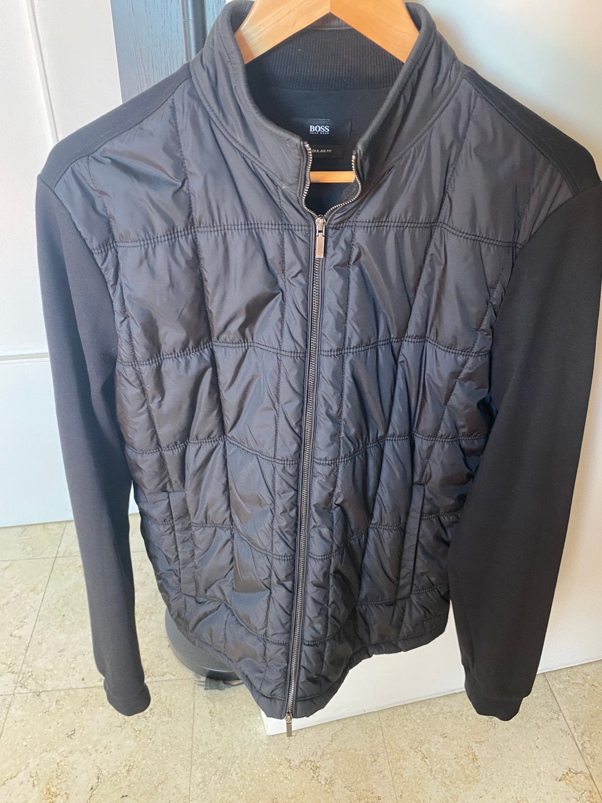 Hugo boss heren vest jas neiuw, Kleding | Heren, Verzenden, Zo goed als nieuw, Maat 52/54 (L), Zwart