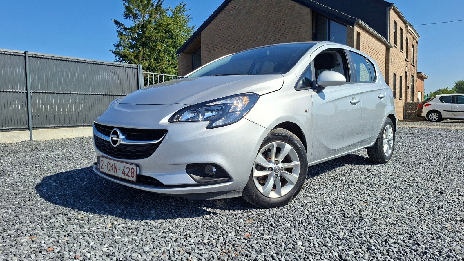 Opel corsa seulement 25000 Km, Bedrijf, 5 deurs, 1200 cc, Onderhoudsboekje
