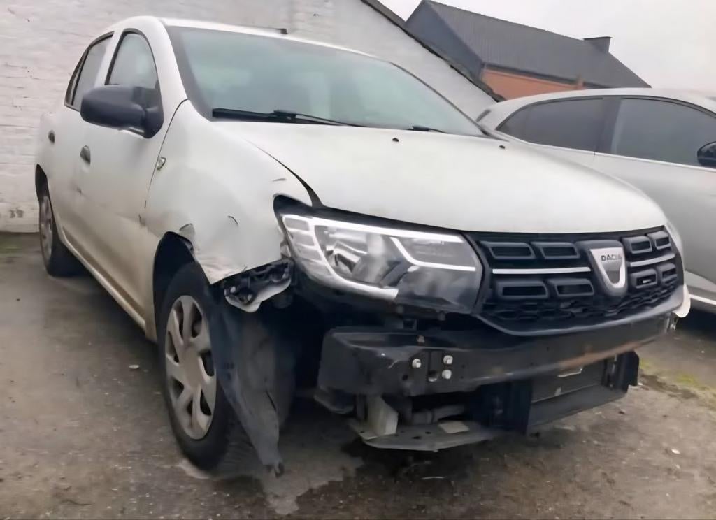Dacia logan 2017 1.0 essence accidentée, Auto's, Overige bekleding, Logan, Particulier, Bluetooth