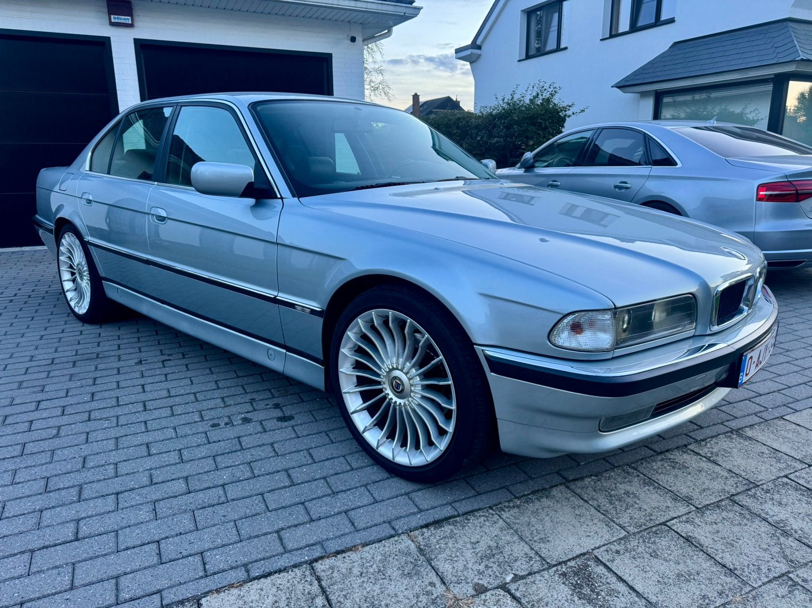 BMW E38 oldtimer, Auto's, Automaat, Achterwielaandrijving, 7 Reeks, Leder